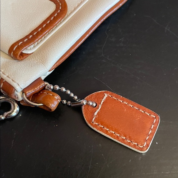 Coach White and Brown Wristlet Clutch - Picture 5 of 7